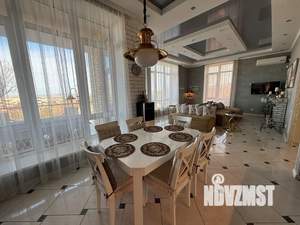 Дом 221м², 2-этажный, участок 7 сот.  