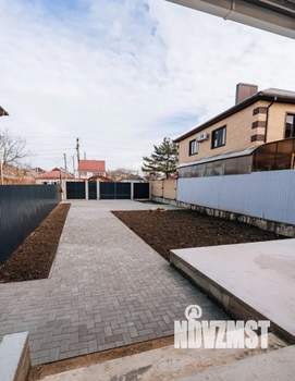 Дом 218м&sup2;, 2-этажный, участок 6 сот.  