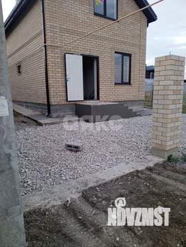 Дом 100м&sup2;, 2-этажный, участок 3 сот.  