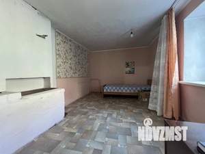 Дом 70м&sup2;, 2-этажный, участок 3 сот.  