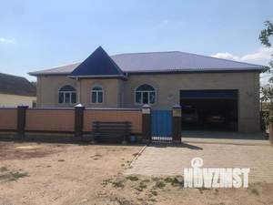 Дом 206м&sup2;, 2-этажный, участок 17 сот.  