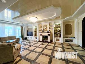 Дом 250м², 2-этажный, участок 5 сот.  