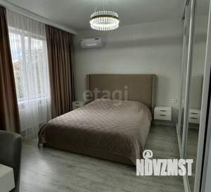 Дом 143м&sup2;, 2-этажный, участок 3 сот.  