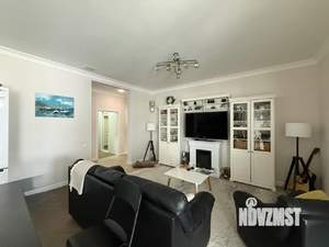 Дом 120м&sup2;, 2-этажный, участок 8 сот.  