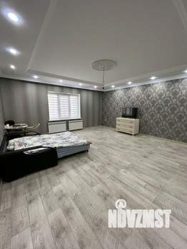 Дом 360м&sup2;, 2-этажный, участок 9 сот.  