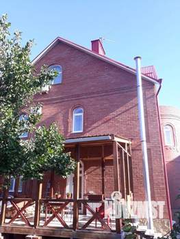 Дом 499м&sup2;, 2-этажный, участок 10 сот.  