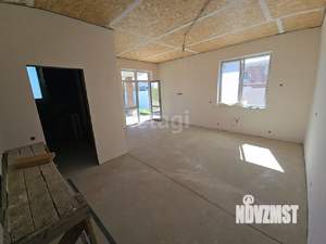 Дом 100м&sup2;, 1-этажный, участок 6 сот.  