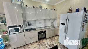 Дом 117м&sup2;, 2-этажный, участок 3 сот.  