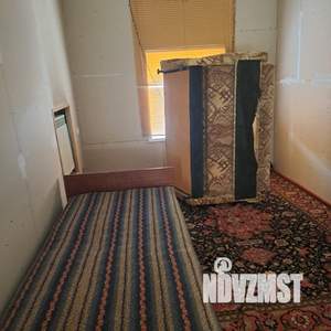 Дом 60м², 2-этажный, участок 10 сот.  