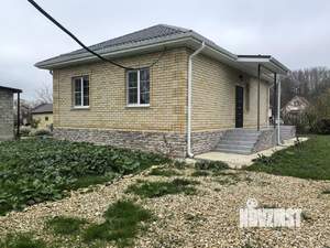 Дом 70м&sup2;, 2-этажный, участок 6 сот.  