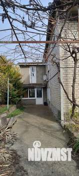 Дом 160м&sup2;, 2-этажный, участок 13 сот.  