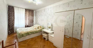 Дом 300м&sup2;, 2-этажный, участок 4 сот.  