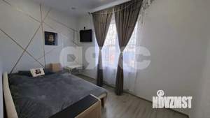 Дом 80м&sup2;, 2-этажный, участок 6 сот.  