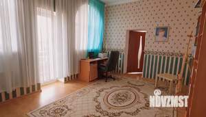 Дом 504м², 2-этажный, участок 10 сот.  