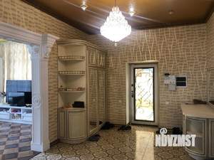 Дом 350м&sup2;, 2-этажный, участок 4 сот.  