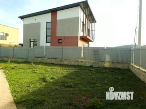 Дом 165м&sup2;, 2-этажный, участок 4 сот.  