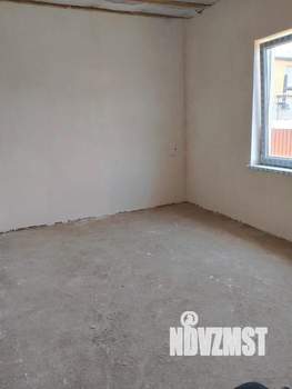 Дом 98м&sup2;, 2-этажный, участок 5 сот.  