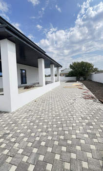 Дом 233м&sup2;, 2-этажный, участок 8 сот.  