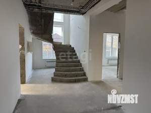 Дом 219м², 2-этажный, участок 6 сот.  