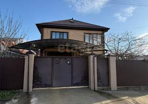 Дом 191м&sup2;, 2-этажный, участок 4 сот.  