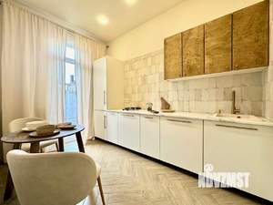 Дом 75м&sup2;, 2-этажный, участок 4 сот.  