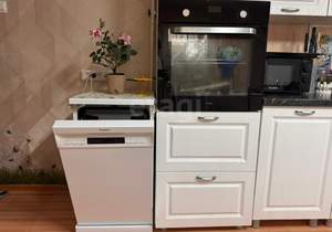 Дом 240м², 3-этажный, участок 8 сот.  