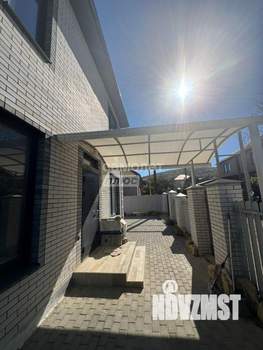 Дом 123м&sup2;, 2-этажный, участок 3 сот.  