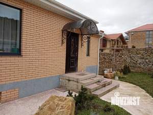 Дом 180м&sup2;, 2-этажный, участок 5 сот.  