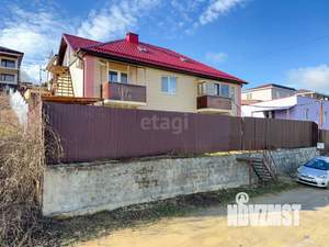 Дом 255м&sup2;, 3-этажный, участок 6 сот.  