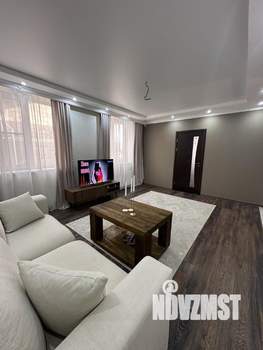 Дом 270м&sup2;, 2-этажный, участок 3 сот.  