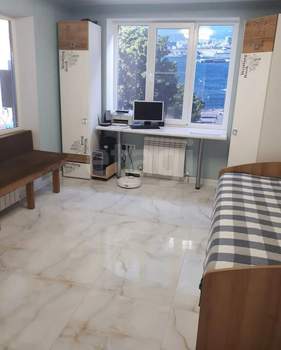 Дом 272м&sup2;, 3-этажный, участок 3 сот.  