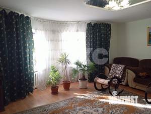 Дом 302м&sup2;, 3-этажный, участок 10 сот.  