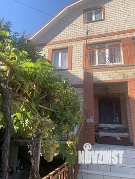 Дом 300м², 2-этажный, участок 5 сот.  