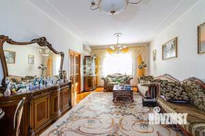 Дом 319м², 2-этажный, участок 6 сот.  