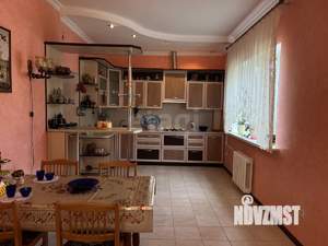 Дом 325м&sup2;, 2-этажный, участок 9 сот.  