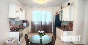 Дом 140м², 2-этажный, участок 6 сот.  
