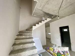 Дом 174м², 2-этажный, участок 6 сот.  