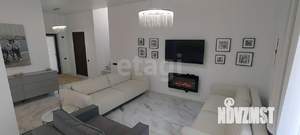 Дом 195м&sup2;, 2-этажный, участок 6 сот.  