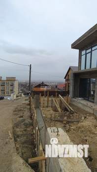 Дом 230м&sup2;, 2-этажный, участок 3 сот.  