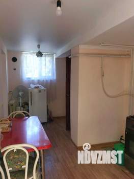 Дом 111м&sup2;, 2-этажный, участок 3 сот.  