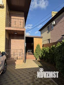 Дом 220м², 2-этажный, участок 4 сот.  