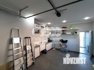 Дом 225м², 2-этажный, участок 8 сот.  