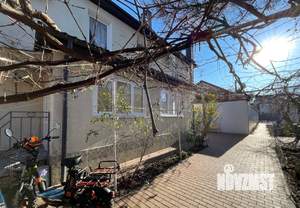 Дом 182м&sup2;, 2-этажный, участок 4 сот.  