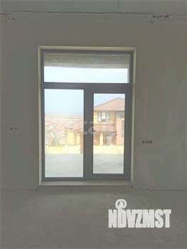 Дом 180м&sup2;, 2-этажный, участок 4 сот.  