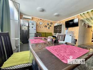 Таунхаус 100м², 2-этажный, участок 1 сот.  