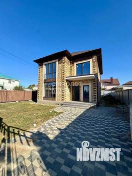Коттедж 180м², 2-этажный, участок 5 сот.  