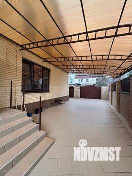 Дом 260м&sup2;, 3-этажный, участок 3 сот.  