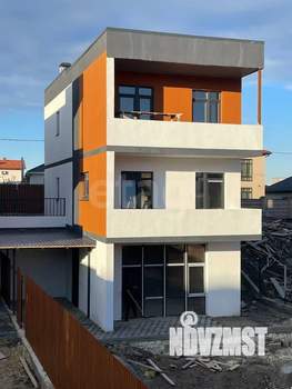 Дом 180м², 3-этажный, участок 5 сот.  