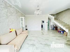Дом 160м², 2-этажный, участок 4 сот.  