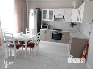 Дом 130м², 2-этажный, участок 8 сот.  